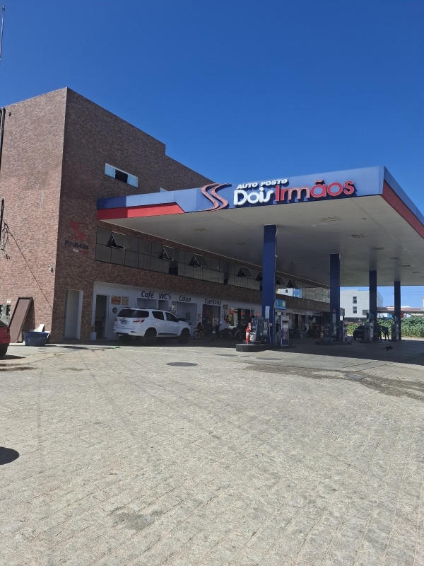 Posto e Pousada Dois irmãos